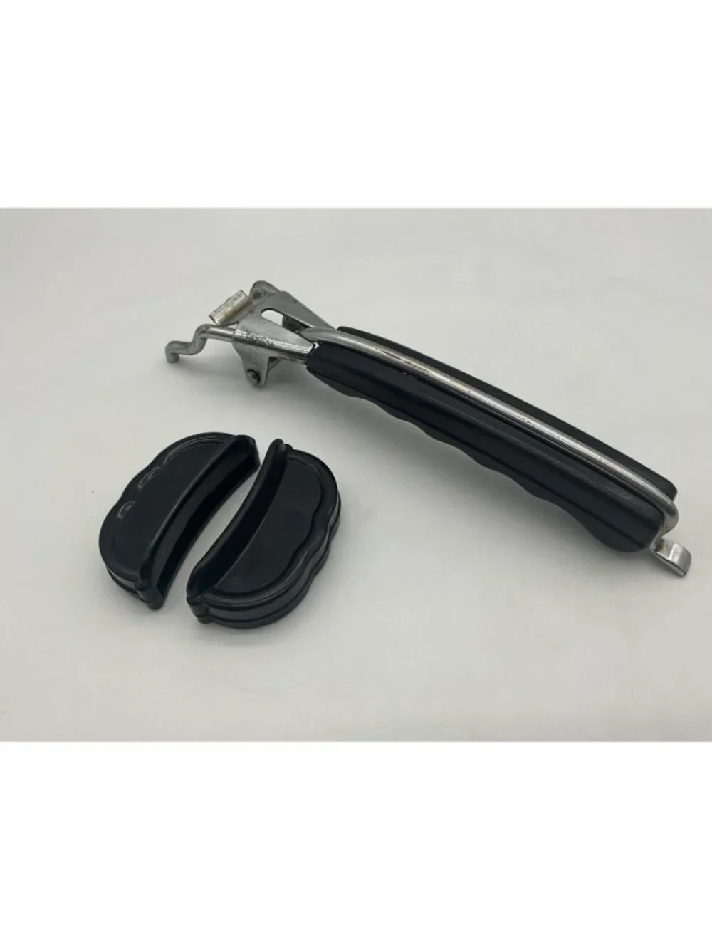 Guardian Serviceware Detachable Clamp On Handle and 2 Pan Handles Black Bakelite